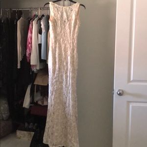 Brand New Badgley Mischka Gown Size 0 Ivory
